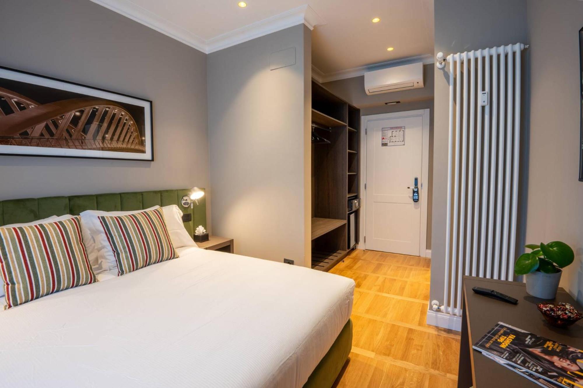 Domus 213 Guest House Рим Екстериор снимка